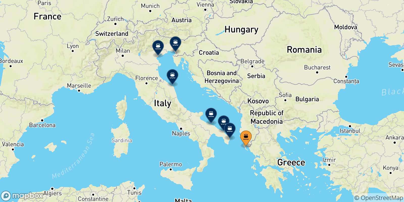 Mapa de las posibles rutas entre Corfu y  Italia